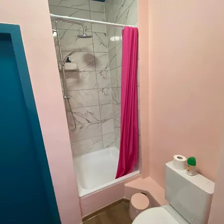 The Pink Blue Apartment *
